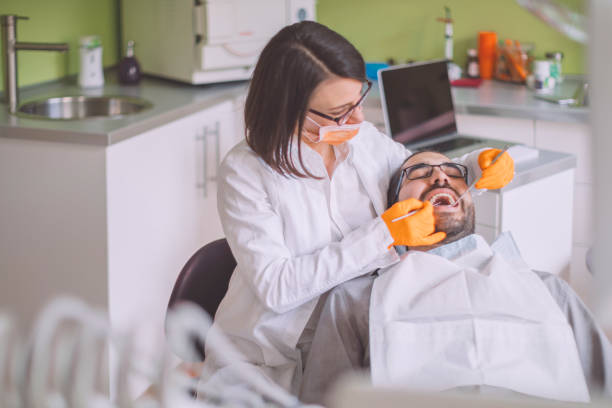Best Emergency Tooth Extraction in De Pere, WI